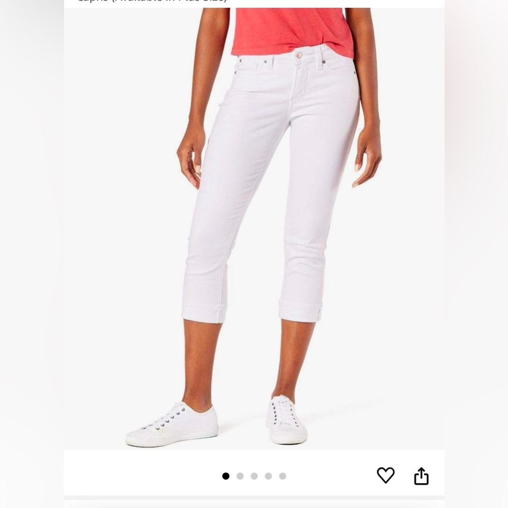Levi Strauss *NEW* Gold Signature| mid-rise capri| Size 12 w31| super stretch